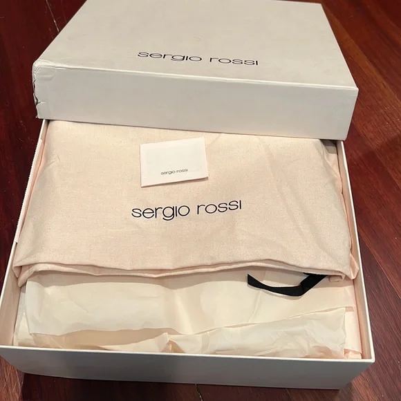Sergio Rossi pltform sandal heals